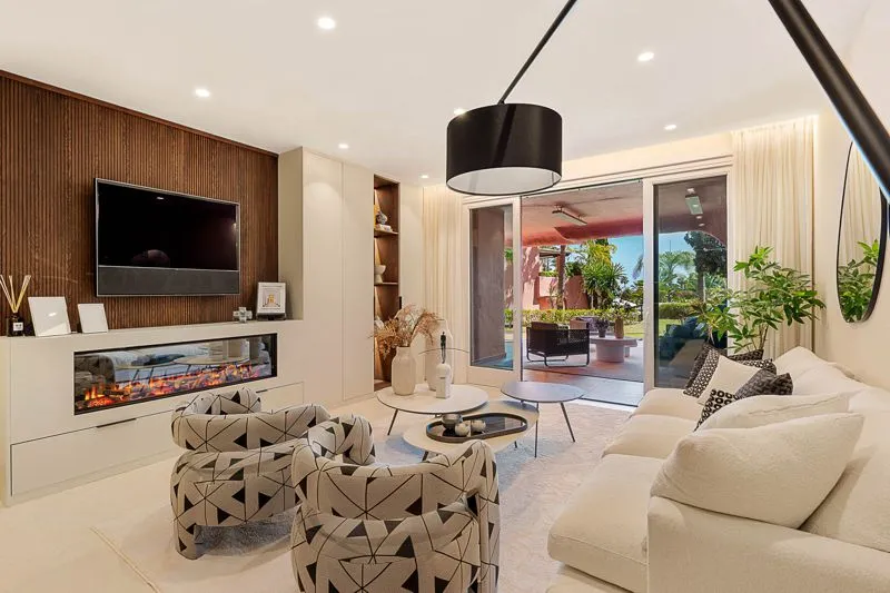 3-bedroom apartment in the beachfront community of Torre Bermeja, Estepona